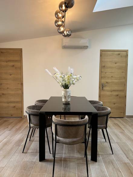 homZe1-image1-copyright